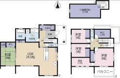 書斎と大型の屋根裏ストレージのある間取り