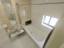 12号棟 一日の疲れを癒す浴室は、広々１坪以上。
 2024/07/07m