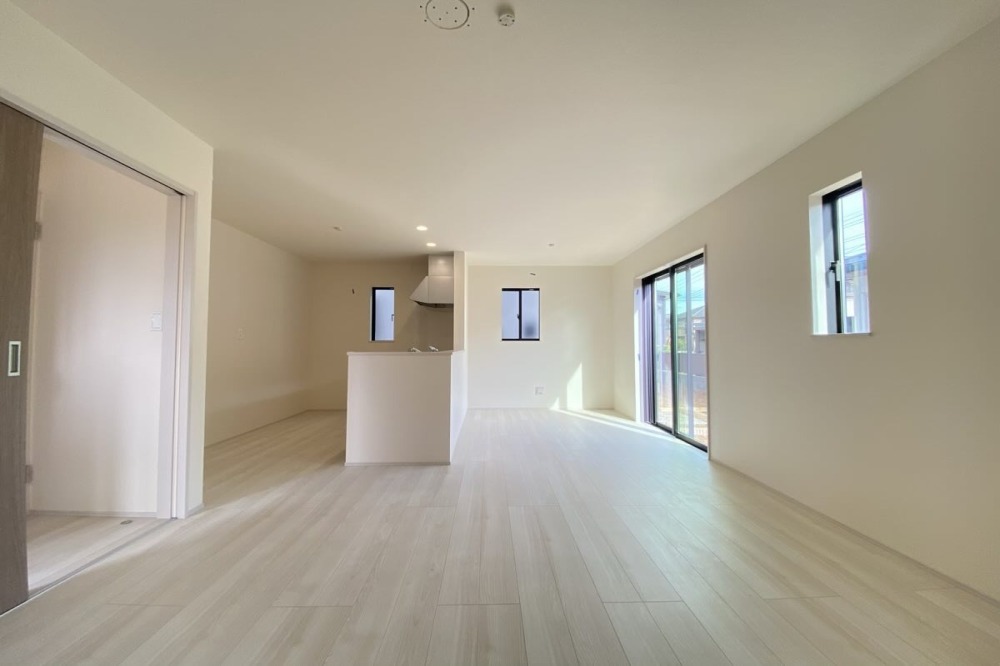 春日部市本田町1丁目 全2棟