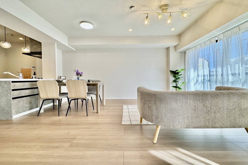 クラーク春日部弐番館