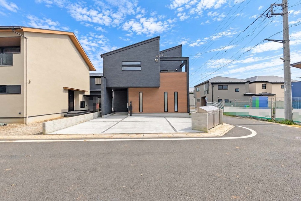 所沢市北秋津全1棟 新築戸建