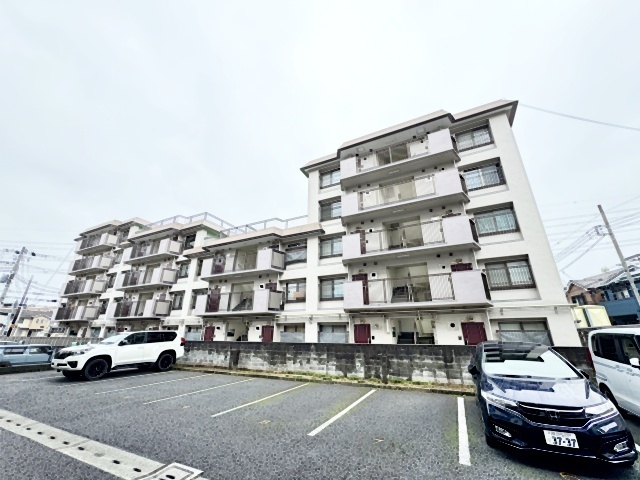 サンファイン鶴瀬