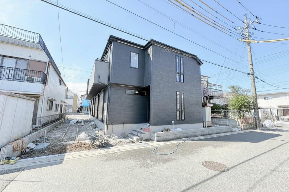 越谷市弥栄町14期 全2棟 2号棟