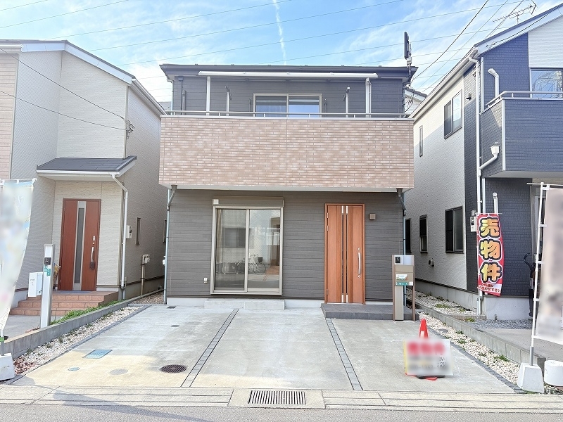 草加市瀬崎5丁目 売戸建