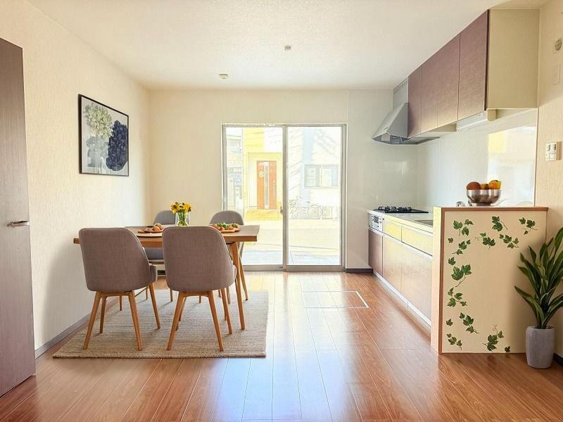 草加市瀬崎5丁目 売戸建