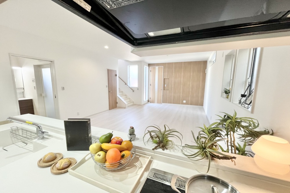 越谷市東大沢2丁目 A号棟