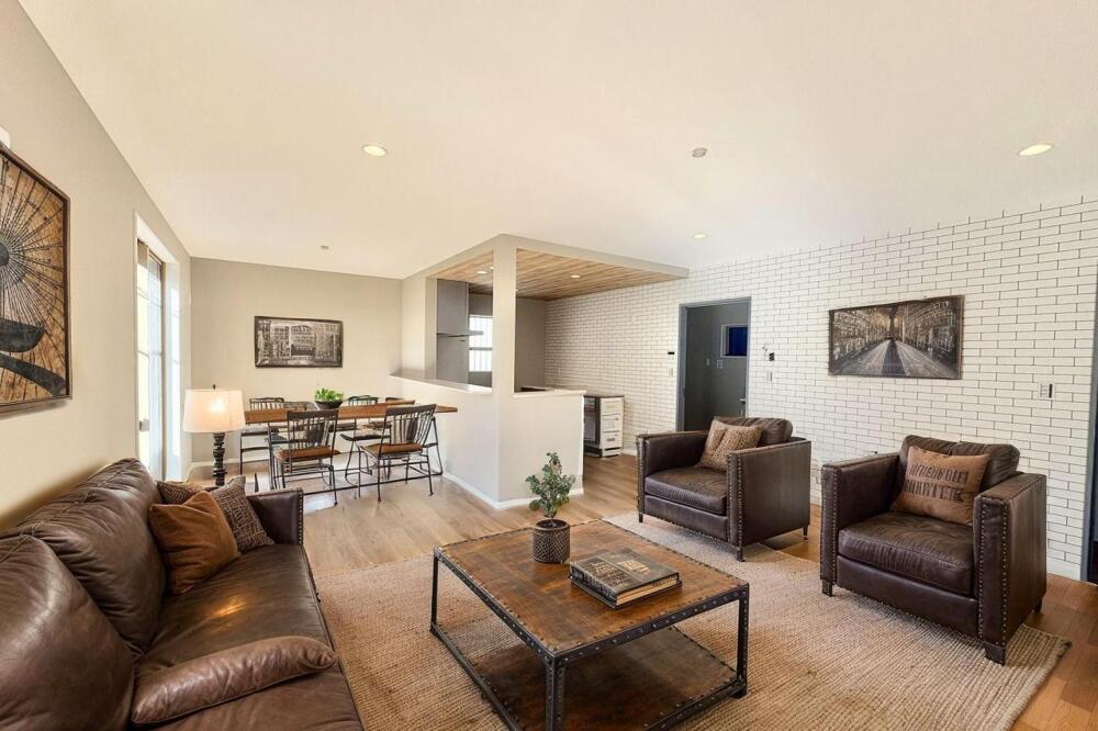 越谷市新川町1丁目 全1棟