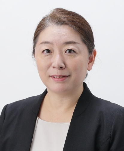 石塚 真由美